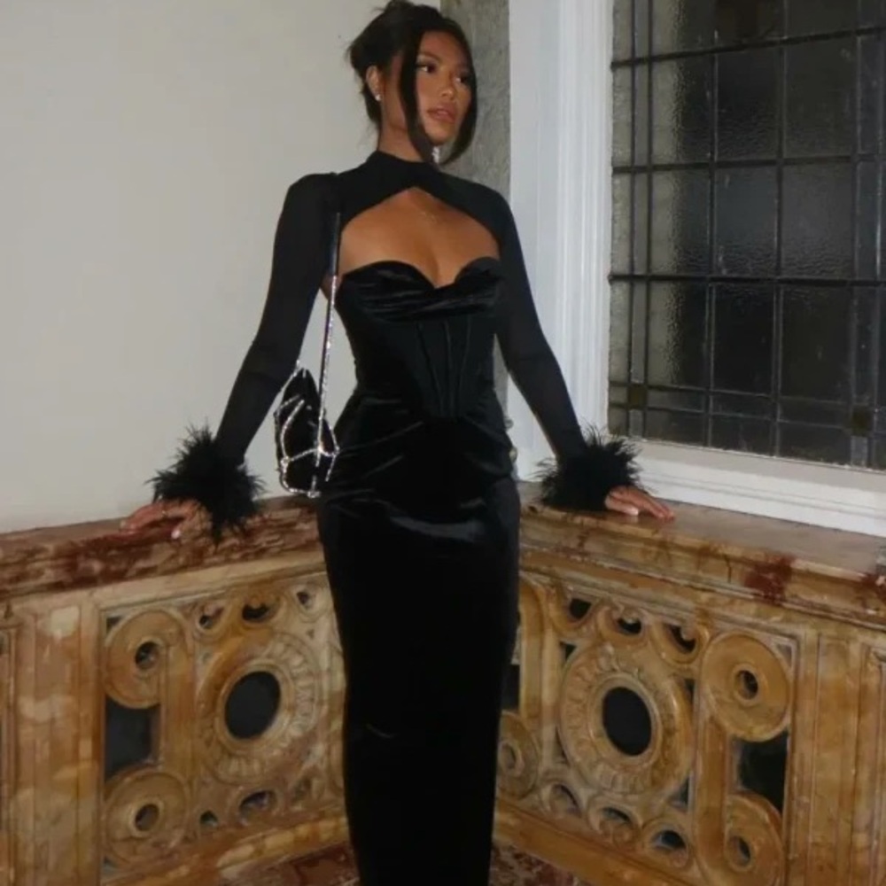 HOUSE OF CB 'Thalia' Black‎ Velvet Corset Maxi Dress NWOT size S - Picture 15 of 17